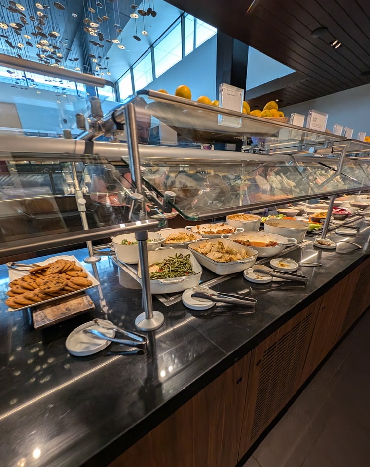 warm food on the self-serve buffet.