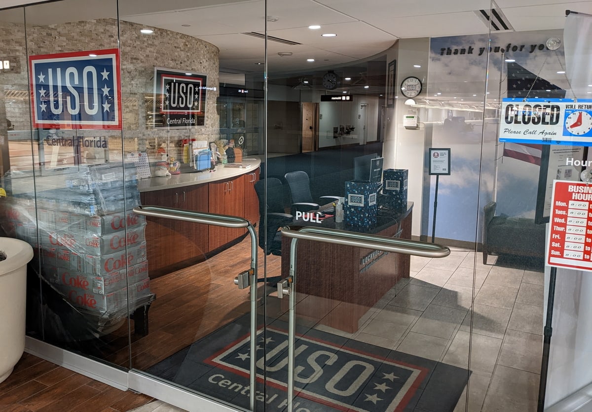 Entrance to the USO Lounge at MCO Airport.