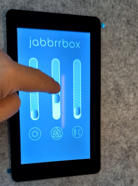 control pod, that operates the lighting and the cooling fan.